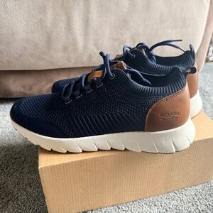 DECARSDZ Casual Dress Shoes for Men - Size 9